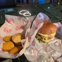 Garlic Burger and Nuggets with the Dirty Sauce at Dirty Vegan - Barcode Street Food in Oslo