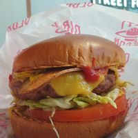 Burger at Dirty Vegan - Barcode Street Food in Oslo