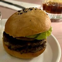 Burguer doble portobello (vienen 2) con patatas paja  at MUDRA Plant Based  in Madrid