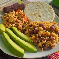 Calentado Paisa at Las Veganas in Medellin