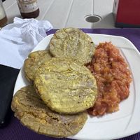 Patagones and hogoa  at Las Veganas in Medellin