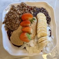 Açaí Bowl (large, I assume!)  at Oslo Raw Frogner in Oslo