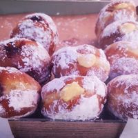 Doughnuts at Carina's Kitchen at Freo Farmers Market in Beaconsfield