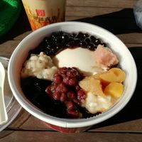 Tofu pudding at Taiwan Ten Cafe  in Tokyo