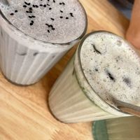 Black sesame latte and matcha-chai  at BRÛLÉ in Toulouse