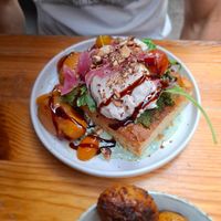 Summer toast ☀️ at BRÛLÉ in Toulouse