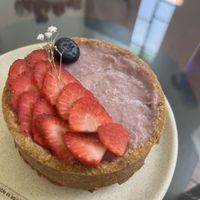 Fruit tart, big enough to share between 2-4  at Glück in Oaxaca