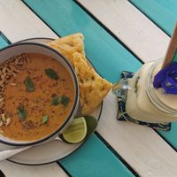 Lentil soup and shake at Full-Fill in Koh Lanta