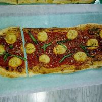 Margarita Pizza with homemade Cashew Cheese!🍴2022 at Florish in Tampa