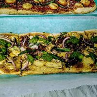 Design your own vegan pizza with homemade cashew cheese & homemade vegan sausage!🍕2022 at Florish in Tampa