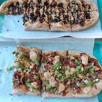 Delicious plant based eating. Best plant based pizza. They also serve bowls. Gluten free options and desert options. Highly Recommended. at Florish in Tampa