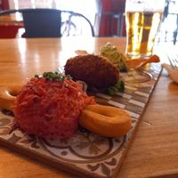 Vegan tapas as an entree at La Favorita Bar in Alicante