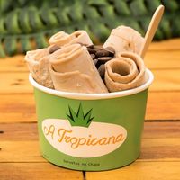 thai ice cream rolls at A Tropicana - Sorvetes na chapa in Sao Paulo