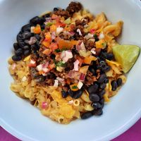 Taco Mac, big portion,tasted fresh chilis & bell peppers,cauliflower "meat",creamy "cheese" at The Groovy Floret in Portland