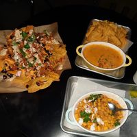So good! Jackfruit Cauli Buffalo Nachos, Corn Chowder, Queso dip. Everything vegan and nut-free ❤️❤️❤️ at The Groovy Floret in Portland
