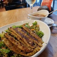 Vegan Thai checken Kalle salad at Native Foods - The Loop in Chicago