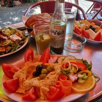 Hummus Teller at Cafe Bellevue in Darmstadt