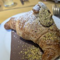 Croissant stuffed with pistacchio cream at aTipico in Palermo