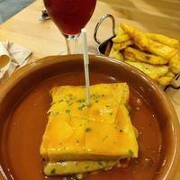 Francesinha Vegan at Guará in Vila Nova De Gaia
