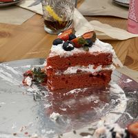 Red Velvet Birthday Cakee  at Guará in Vila Nova De Gaia