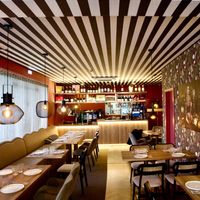 Great atmosphere   at Guará in Vila Nova De Gaia