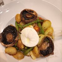 Cogumelos Portobello com legumes at Restaurante Frangus in Leiria