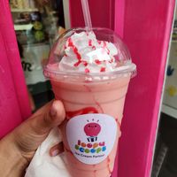 strawberry white chocolate at Loopy Scoops in York