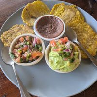 Dip trio at Kinsu in Uvita
