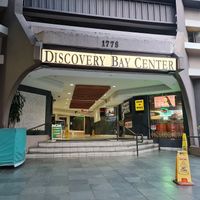  at Rock N Rolls in Honolulu