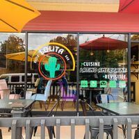 Vegan sign on window  at Resto Bar Lolita in Mont-tremblant