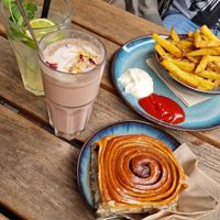  at Cafe Lozzi in Munich