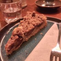 Plum crumble at Cafe Lozzi in Munich