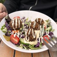Falafel salad ⭐️⭐️⭐️⭐️⭐️  at E3 Vegan in East London