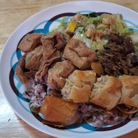 3 items with rice and Spring roll at Ming Kwan in Chiang Mai