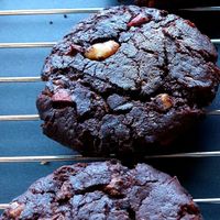 double choco cookies at Yong Tokki in Seoul