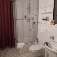 Bathroom at Das Hotel Krone in Koenigswinter