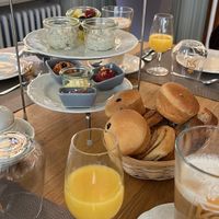 etagere  at Das Anders in Koenigswinter