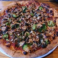 Pizza Primavega (17.60 €) at Farina di Nonna in Kiel