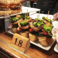 Pintxo de verduras (patata, calabacín, pimiento y champi) at Aralar in San Sebastian