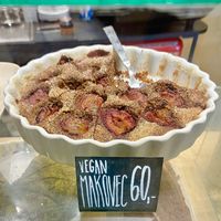 Vegan makovec at Skautský Institut v Rybárně in Prague