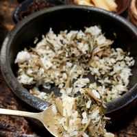 Rice with goatsbeard greens - close-up at Kkot Bape Pida - 꽃 밥에 피다 A Flower Blossom on the Rice in Seoul