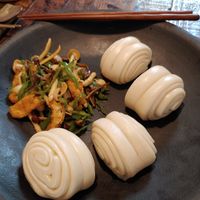  at Kkot Bape Pida - 꽃 밥에 피다 A Flower Blossom on the Rice in Seoul