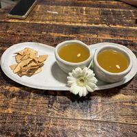 Apple juice  at Kkot Bape Pida - 꽃 밥에 피다 A Flower Blossom on the Rice in Seoul