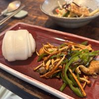   at Kkot Bape Pida - 꽃 밥에 피다 A Flower Blossom on the Rice in Seoul