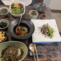  at Kkot Bape Pida - 꽃 밥에 피다 A Flower Blossom on the Rice in Seoul