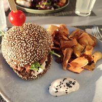 Hambúrguer Vegan at Terrassa in Amarante