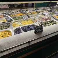 Ampia scelta al bancone  at Alhambra in Milan