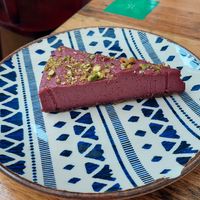 Cheesecake de beterraba at Maha Mantra in Sao Paulo