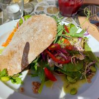 Veganes Sandwich at Den Glade Gulerod in Ringkobing