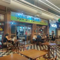 Entrance at Sol da Terra in Vitoria